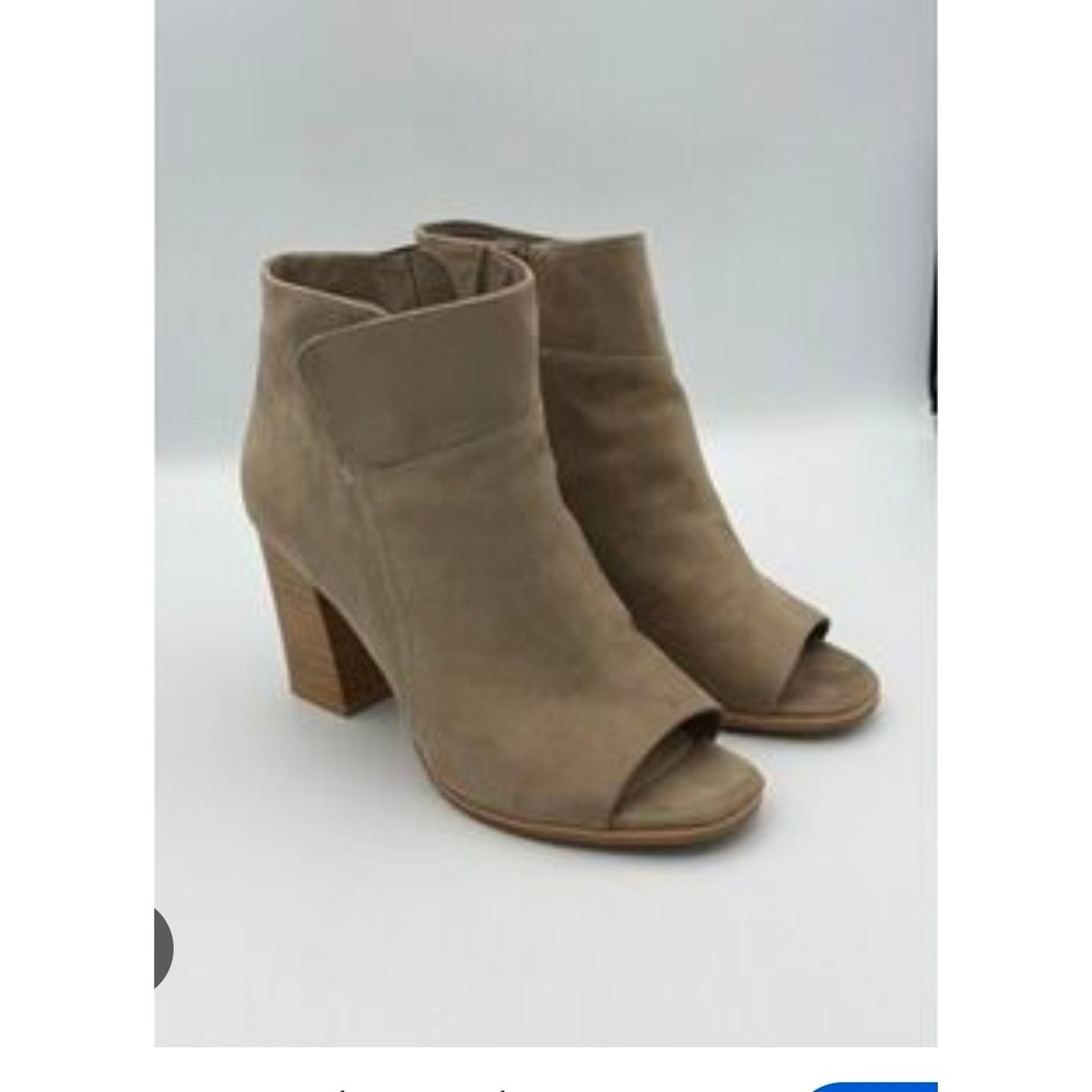 Melrose Ave Taupe Faux Suede Open Toe Block Heel Ankle Booties Size 7.5